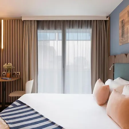 Citadines La Defense Paris Aparthotel 4*
