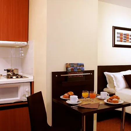 Citadines La Defense Paris Lägenhetshotell 4*