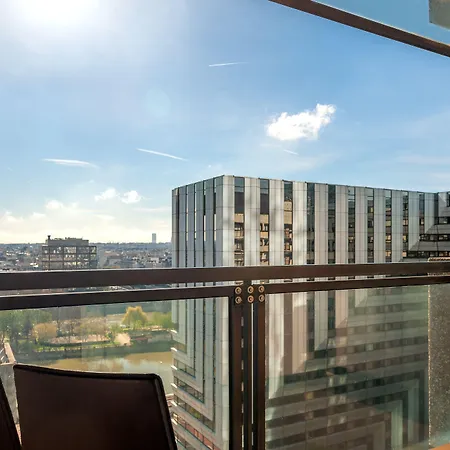Citadines La Defense Paris Lägenhetshotell Courbevoie