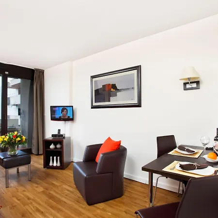 Citadines La Défense Paris Aparthotel 4*