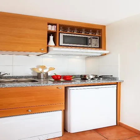 Hotel apartamentowy Citadines La Defense Paris 4*