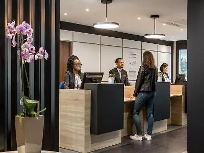 Citadines La Defense Paris מלון דירות קורבוו