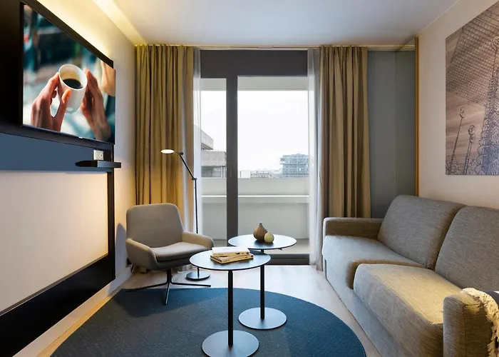 מלון דירות Citadines La Defense Paris 4*