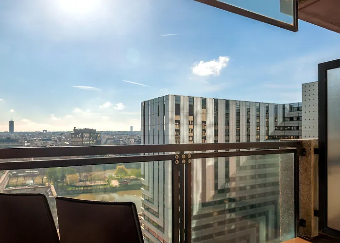 Citadines La Defense Paris מלון דירות קורבוו