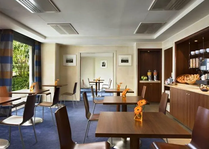 Citadines La Defense Paris מלון דירות קורבוו