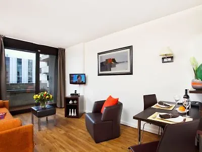 Citadines La Defense Paris מלון דירות 4*