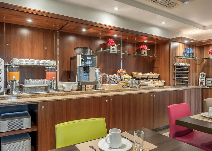 Citadines La Defense Paris 4*